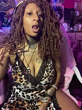 Cherrireddoll online show from September 10, 4:07 pm