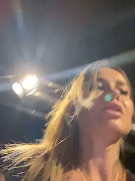 Etwas neugierig online show from September 24, 3:11 pm