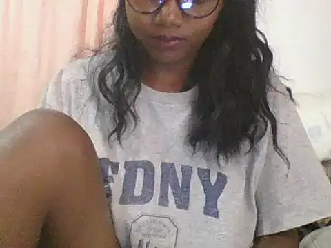 Snapshot of Hamie_sexy chatting on October 16, 7:11 am Hamie sexy online show from October 16, 7:11 am