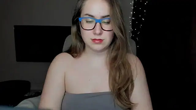 SeasonalSomeone online show from October 27, 11:21 pm