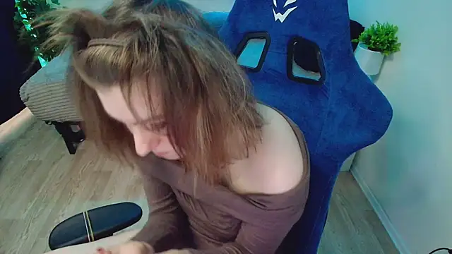 CranberryHot online show from April 19, 1:11 pm