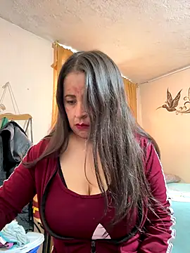 latinfemale online show from November 21, 9:17 pm