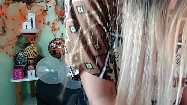 DestinyHills online show from October 21, 12:20 pm