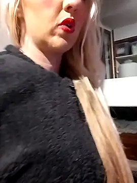 Snapshot of Mllesha74000 chatting on October 12, 6:21 pm Mllesha74000 online show from October 12, 6:21 pm