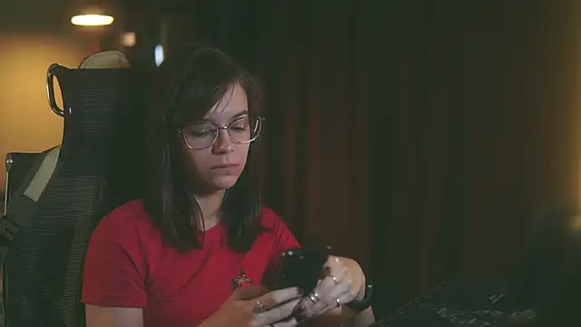 Snapshot of alyssa_sweet chatting on September 11, 3:40 am alyssa sweet online show from September 11, 3:40 am