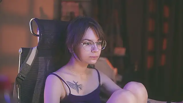 alyssa sweet online show from February 10, 5:32 am