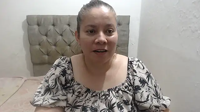 tiffany horny 1 online show from March 1, 4:12 am
