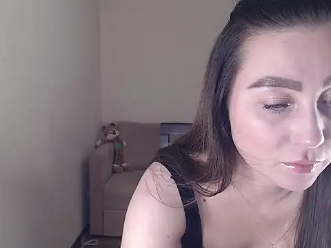 Snapshot of marishaarimova chatting on October 20, 1:41 am marishaarimova online show from October 20, 1:41 am