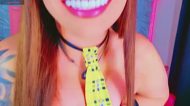 macasweet online show from February 3, 8:23 pm