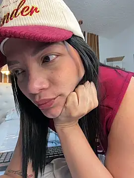 valerie lya online show from February 26, 12:59 pm