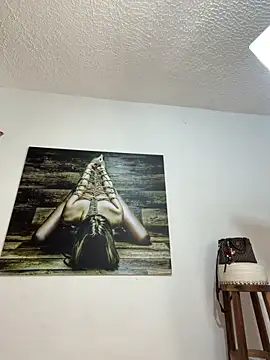 valerie lya online show from February 5, 8:01 pm