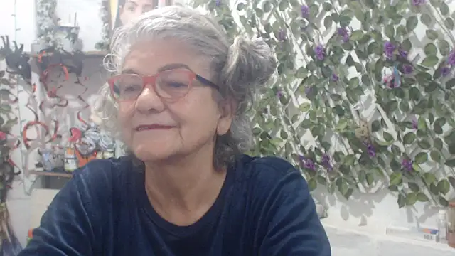 FunnyGrandma online show from November 1, 9:52 pm