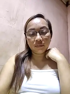 asianwet4u online show from March 4, 4:57 pm