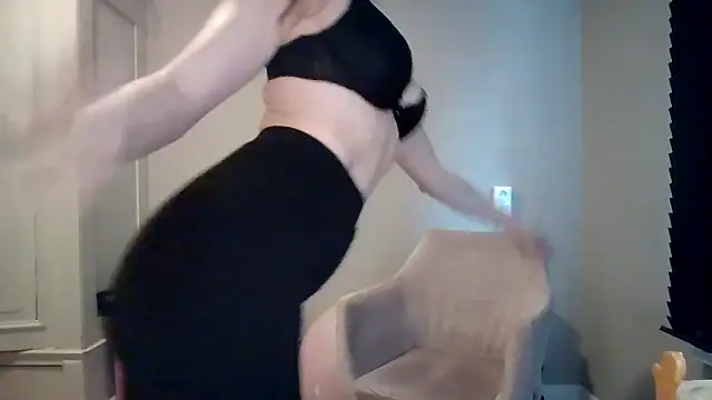 avajade online show from November 27, 11:13 am