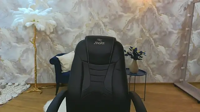 NicoleFoxery online show from September 13, 6:27 pm