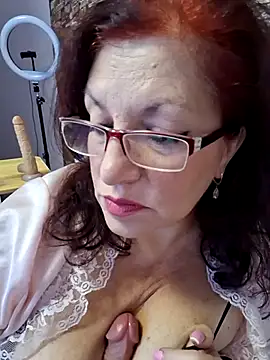 Snapshot of innocentsquirt chatting on October 5, 6:29 am innocentsquirt online show from October 5, 6:29 am