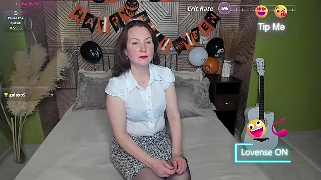 AliceeShy online show from October 30, 10:00 pm