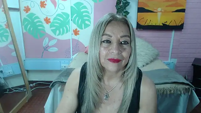 ZAMANTHA online show from November 12, 4:38 pm