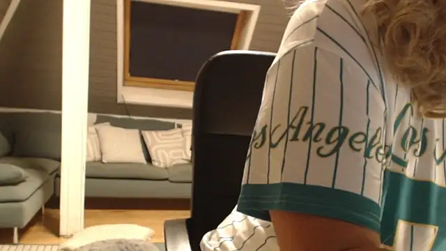 KimMitchelli online show from October 14, 6:10 pm