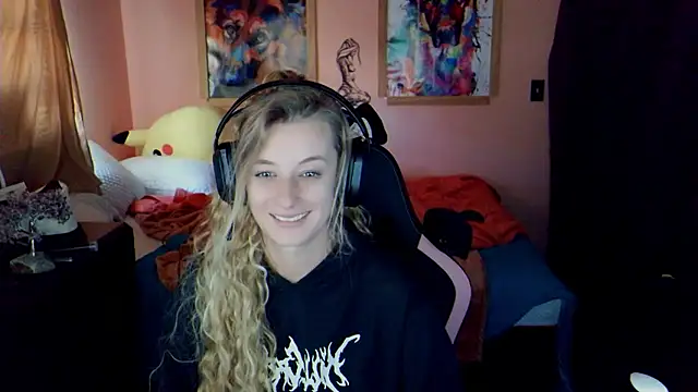 AsiaGoesPro online show from January 10, 6:45 pm