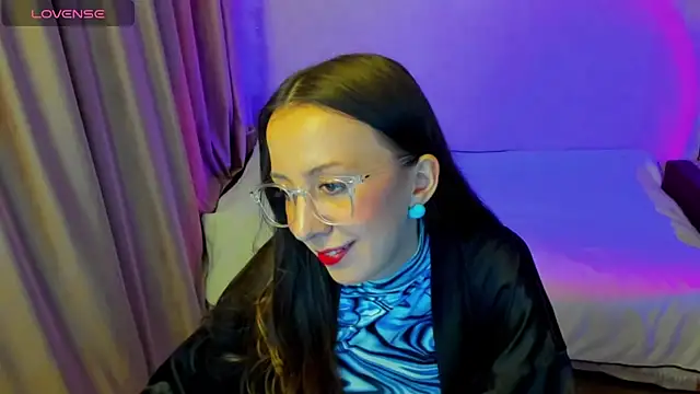 CurlySteph online show from February 15, 6:07 pm