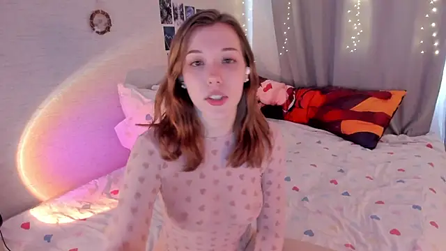 YunaPeace online show from March 14, 11:55 am