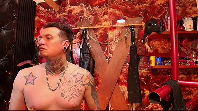 boy n girl online show from December 5, 9:21 am