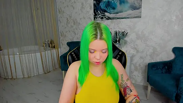 Snapshot of EnergyBunny_1 chatting on October 9, 7:18 pm EnergyBunny 1 online show from October 9, 7:18 pm