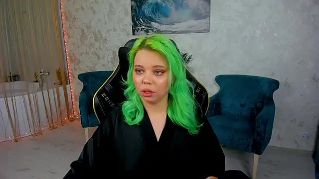 Snapshot of EnergyBunny_1 chatting on September 18, 4:38 pm EnergyBunny 1 online show from September 18, 4:38 pm