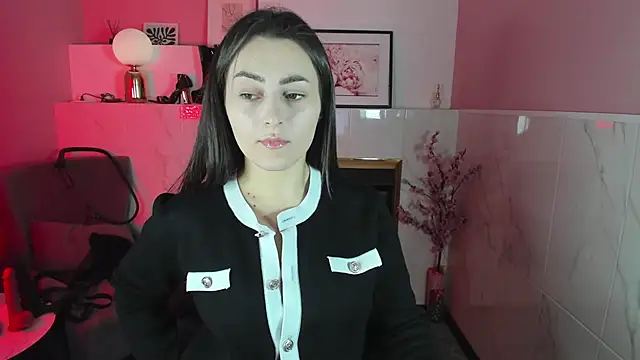 KylieMellow online show from September 21, 5:50 am