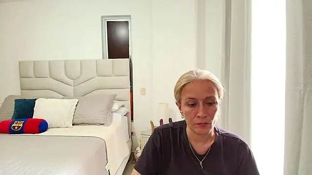 Naty Stone online show from April 1, 8:50 pm