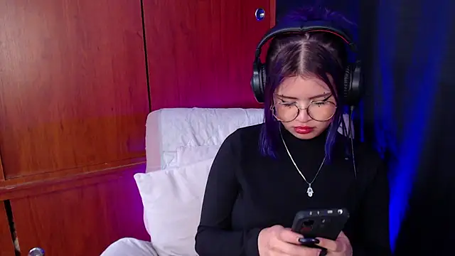 Raventh  online show from February 22, 1:45 pm