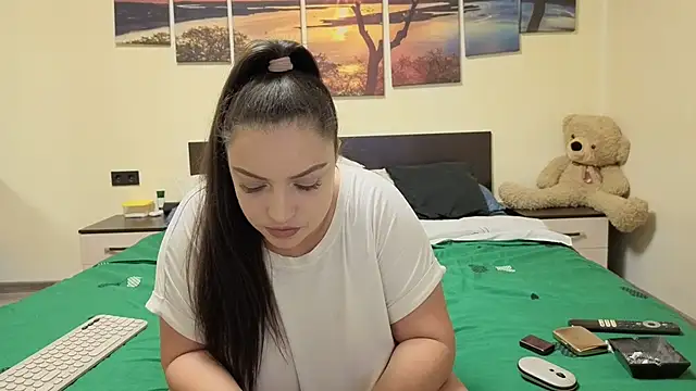 adelline online show from March 25, 10:23 pm