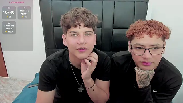 Snapshot of javieryalejandro chatting on September 22, 8:40 pm javieryalejandro online show from September 22, 8:40 pm