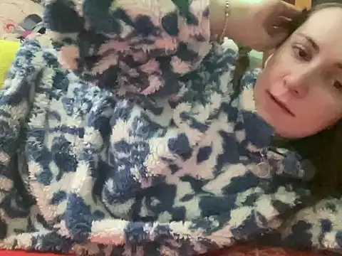 AngelTough20 online show from February 10, 11:30 pm