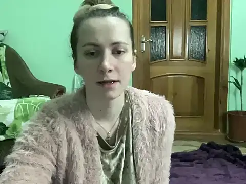 Snapshot of AngelTough20 chatting on October 19, 10:34 pm AngelTough20 online show from October 19, 10:34 pm