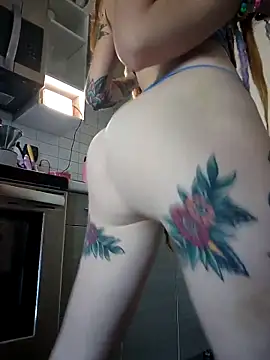 LucidLucy online show from September 20, 4:16 pm