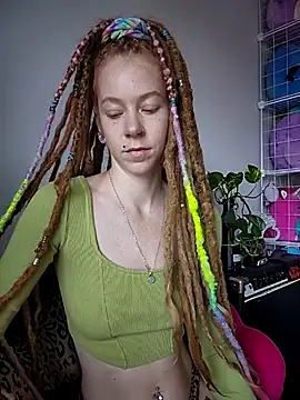 LucidLucy online show from September 23, 1:20 pm