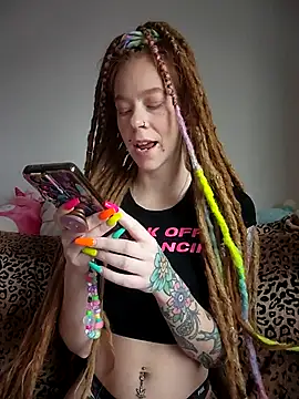 LucidLucy online show from January 13, 2:10 pm