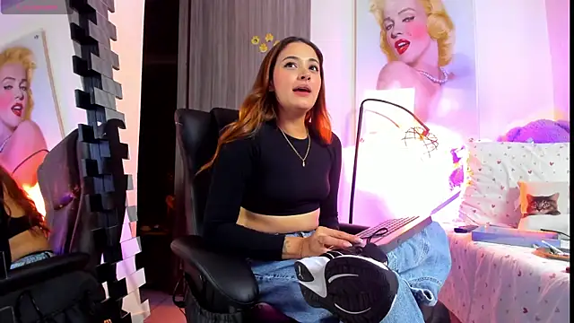 KimberlySaen online show from January 15, 12:49 am