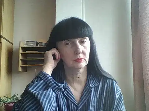 MelanyBanks online show from December 21, 12:09 pm