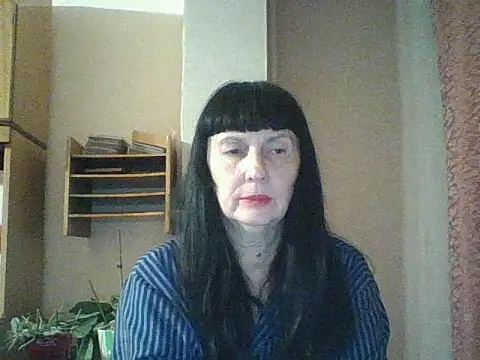 MelanyBanks online show from November 26, 6:42 pm