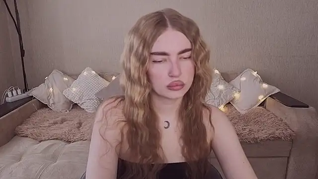 ViolettaLopez online show from April 21, 12:34 pm