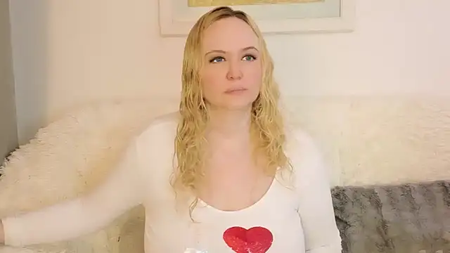 Sarah4you online show from May 25, 9:03 pm