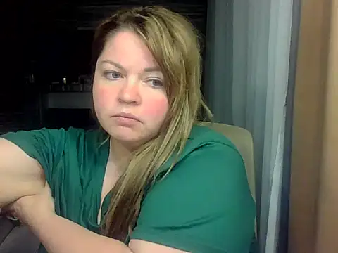 cute  cherry online show from May 6, 9:52 pm