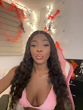 Snapshot of Vane_Rossee chatting on October 3, 11:32 pm Vane Rossee online show from October 3, 11:32 pm