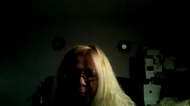 XTRAHORNYONE online show from October 5, 1:10 am