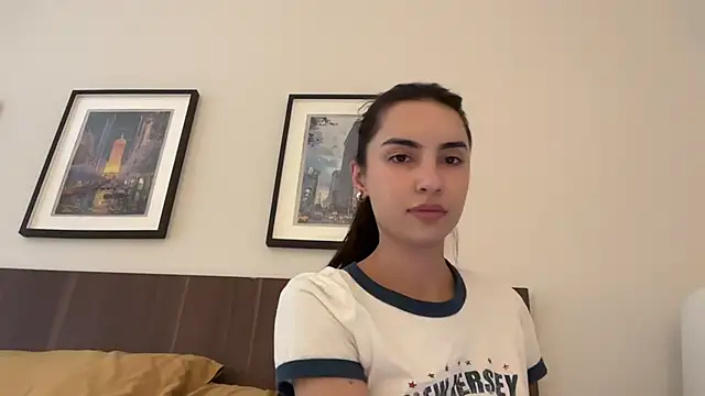 Snapshot of everybody_loves_pussy chatting on October 29, 6:54 pm everybody loves pussy online show from October 29, 6:54 pm