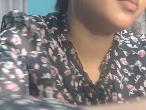 NancyRuvi online show from January 12, 5:18 pm