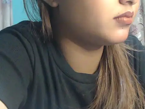 NancyRuvi online show from November 4, 5:07 pm